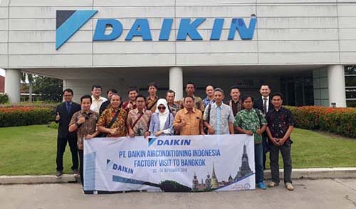 Kunjungan AA Elektronik Ke Pabrik AC Daikin